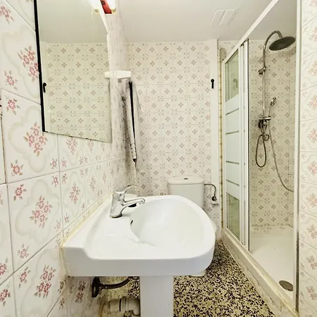 شقة Appartement Confortable Au Centre - 4 Pers. روساس